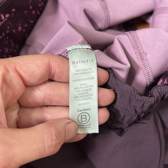 Athleta Hit It 2-In-1 Short Athletic Activewear running XS‎ Warm Splatter Purple - Picture 7 of 8